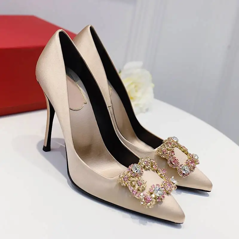 Pointed Women's Single Shoes New Fashion High Heels Banquet Rhinestone Square Buckle Flat Shoes Shallow Silk Wedding Shoes