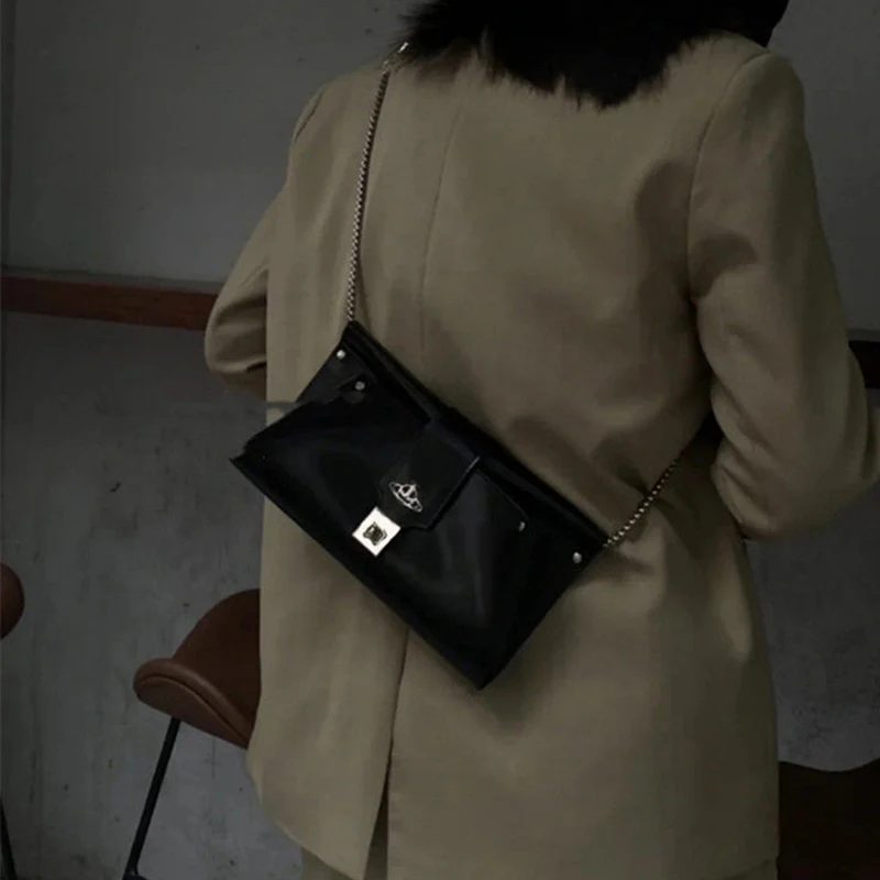 

Metal Planet Messenger Bag Luxury Designer Chain Underarm Envelope Bags For Girls Fashion All-match Black Bag 2022 PU Sac Bolsa