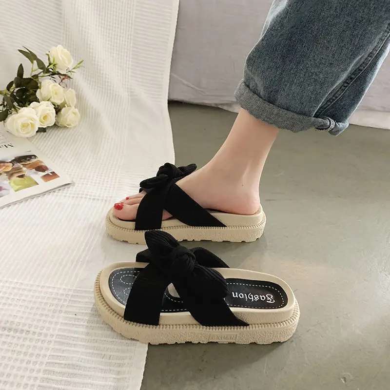 New Style Fairy Style Lady Summer Slippers Thick Platform Flat Sandals with Butterfly-Knot Summer Flip Flops Sandals Women