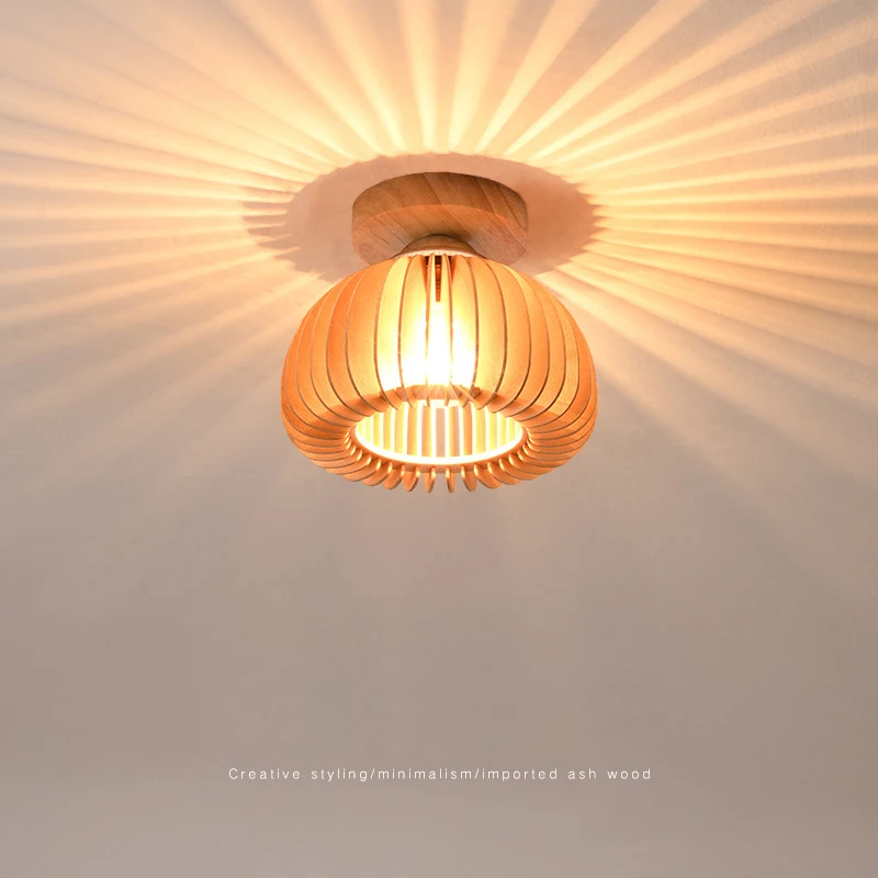Креативный потолочный светильник из массива дерева для коридора современный