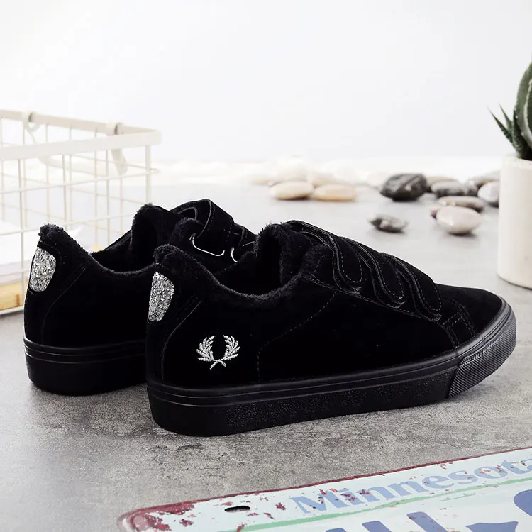 Женская обувь в британском стиле 2024 женская Modis универсальная элегантная новая