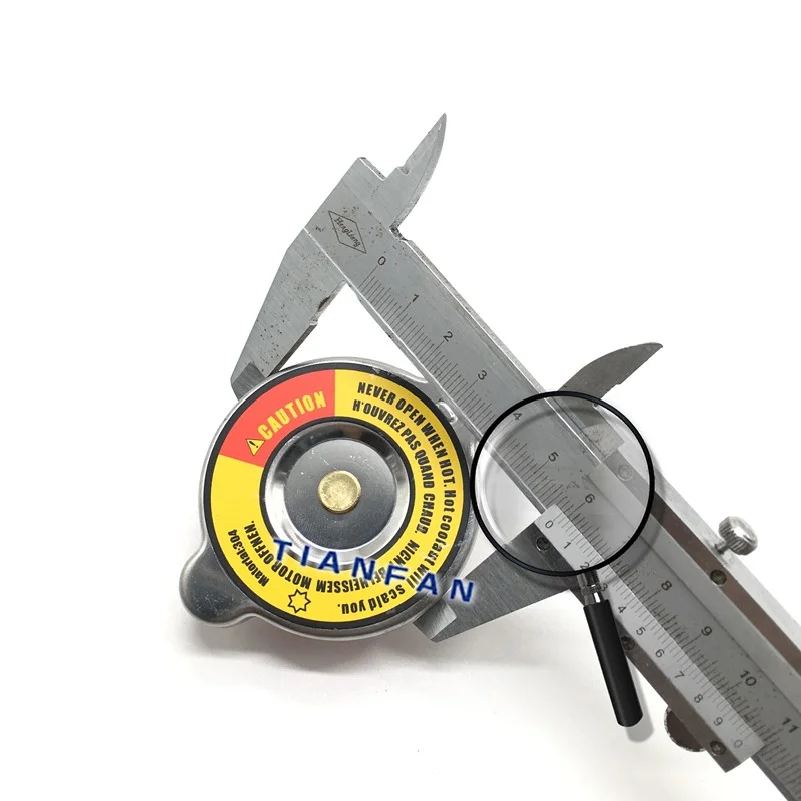 Крышка для резервуара воды высокого качества крышка 20Y-03-22110 205-03-71280 PC240 PC270 PC290 PC300