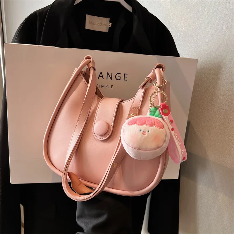 

2023 Summer New Women's Fashion Small Fresh One Shoulder Large Capacity Crossbody Bag Underarm Bucket Bag