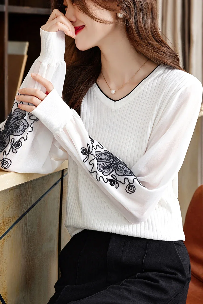 Женский трикотажный свитер с V-образным вырезом и длинным рукавом-фонариком