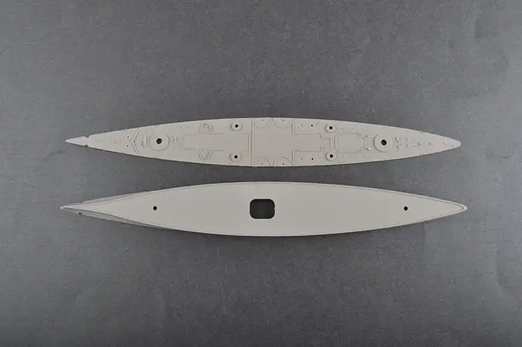 Trumpeter 06736 комплект модели немецкого линкора Gneisenau в масштабе 1/700