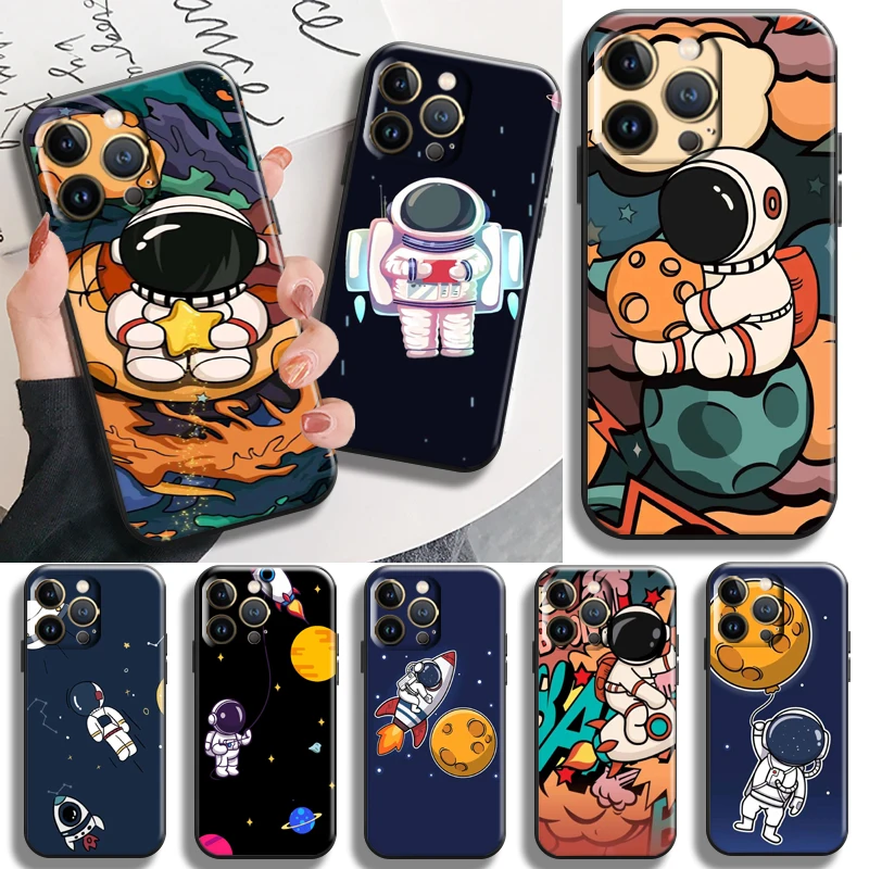 

Cute Astronaut Phone Case For Apple iPhone 13 12 11 Pro Max X XR XS Max 5 5s 6 6S 7 8 Plus SE2020 13 12 Mini Funda Coque Black