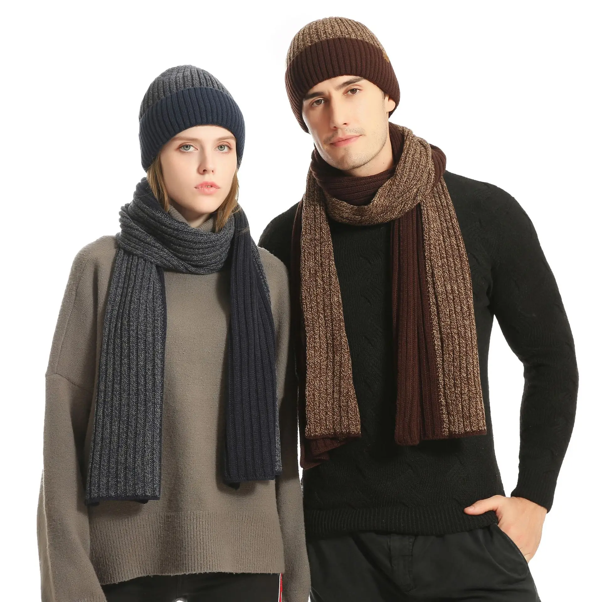 

Шапка и перчатки из трех предметов для мужчин и женщин, теплый шерстяной вязаный комплект с шапкой и шарфом и рукавицами для сенсорного экра...