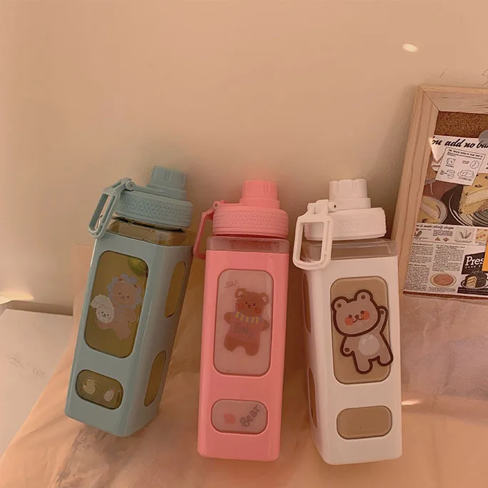 

Square Bear Water Bottle Creative Bear Plastic Cup High-value Girl Water Cup Student Portable Bottle Scale With Straw Botella