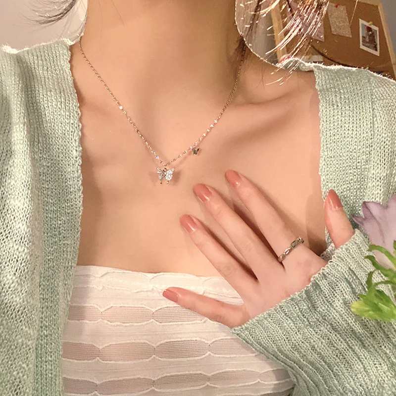 

Butterfly pendant crystal necklace 2022 New Versatile light luxury exquisite Netflix necklaces for Women Wedding Accessories