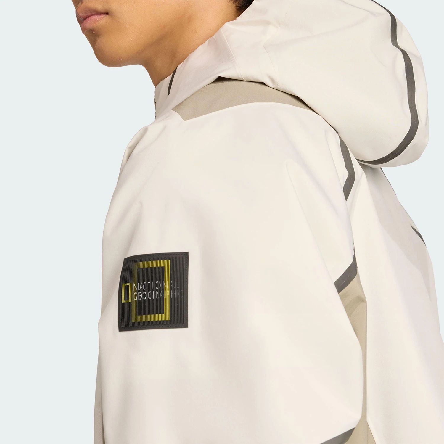 Фото Оригинальная мужская куртка Adidas NG CP HD JKT с завязками на талии для активного отдыха KC2342 №4