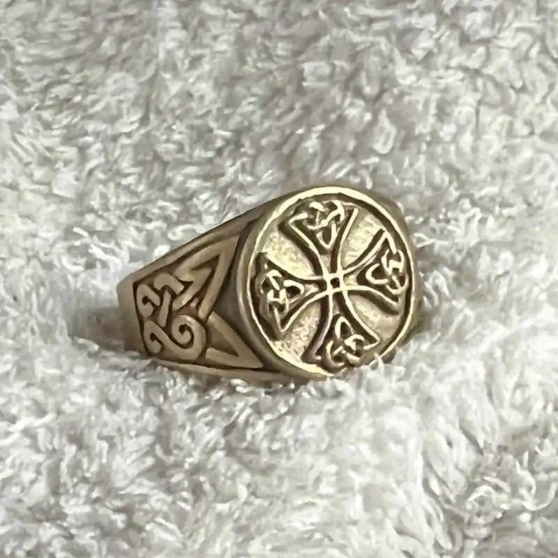 

Тип # 5_Celtic-Knot-Knights-Templar-Cross-Ring