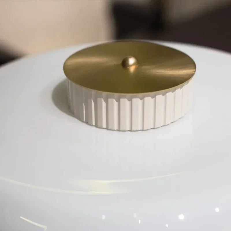 Постмодернистская роскошная настольная лампа скандинавская оригинальность для