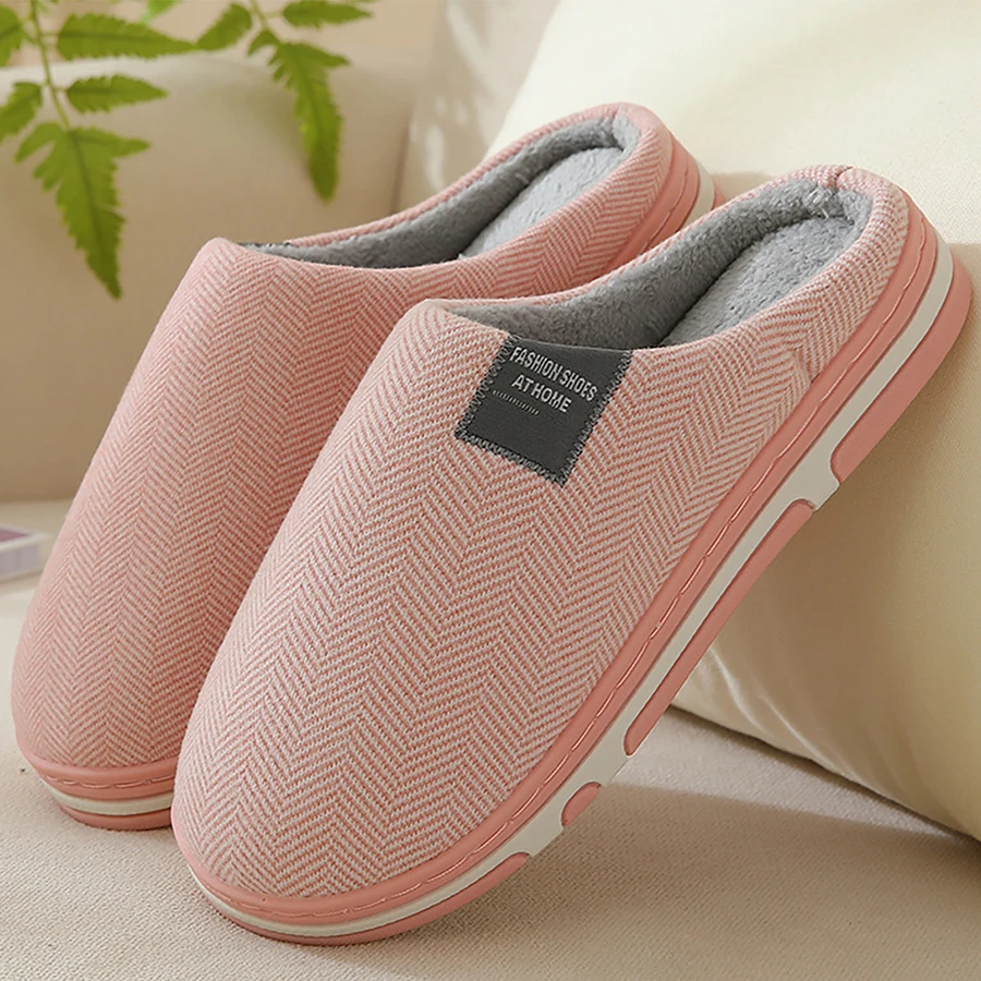 Женские хлопковые тапочки розовые зимние теплые домашние нескользящие шлепанцы