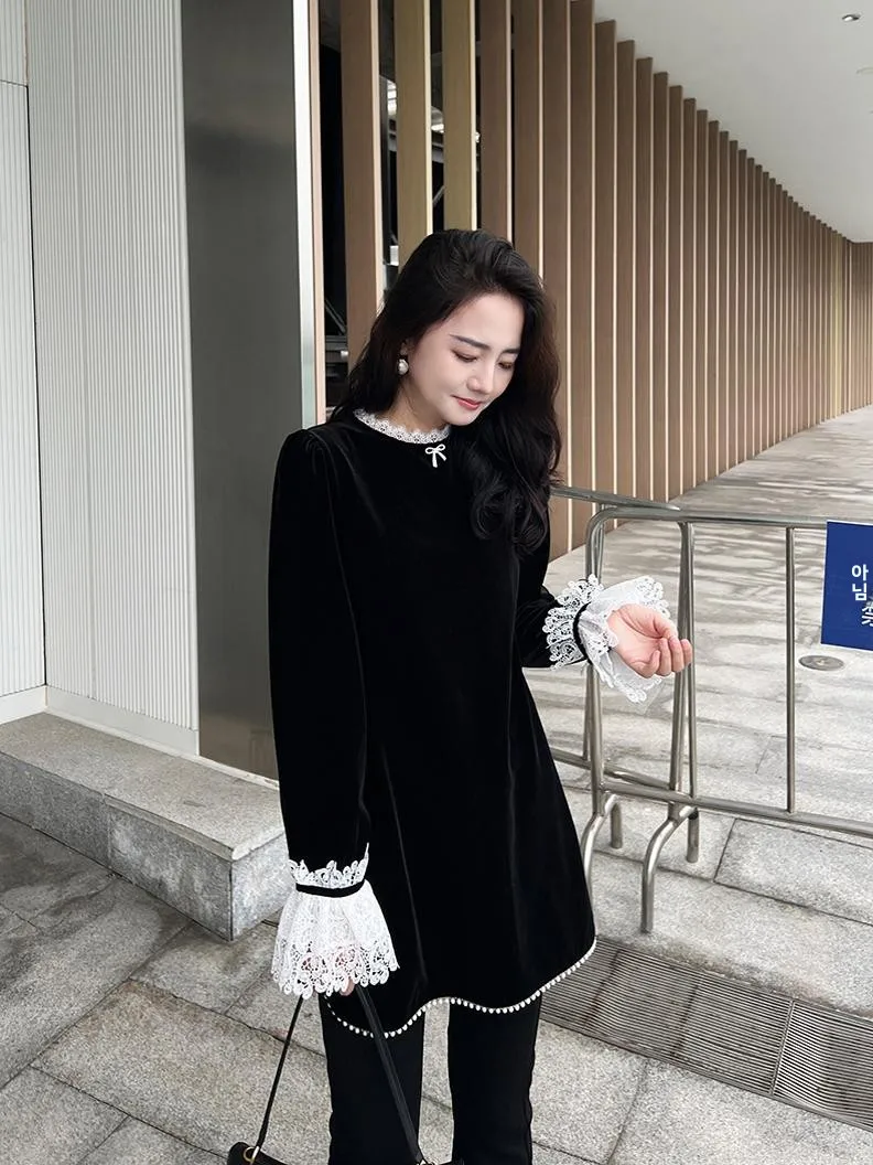 Черная рубашка средней длины с французским романтическим кружевом и бархатной