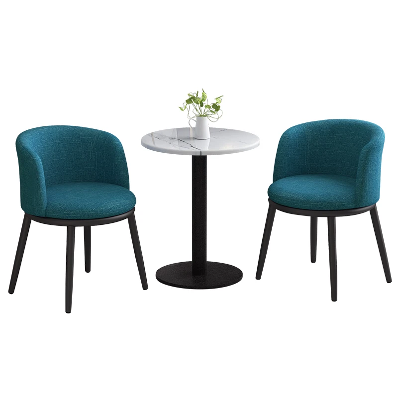 

Североевропейское кресло для отдыха Комплект из трех предметов стул с простой спинкой для магазина молочного чая стол и стул комбинированный один стол два стула