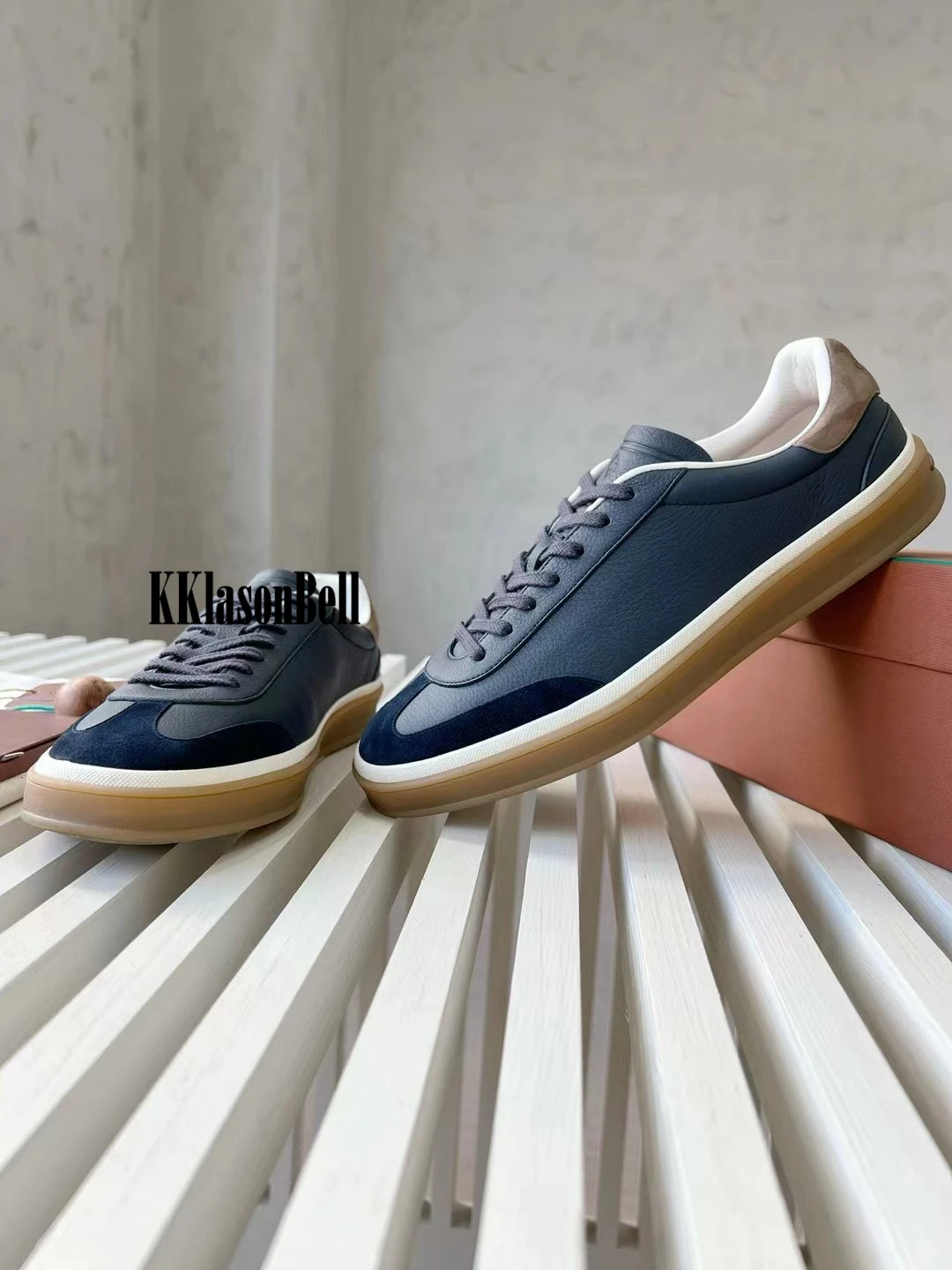 Мужская обувь из натуральной кожи