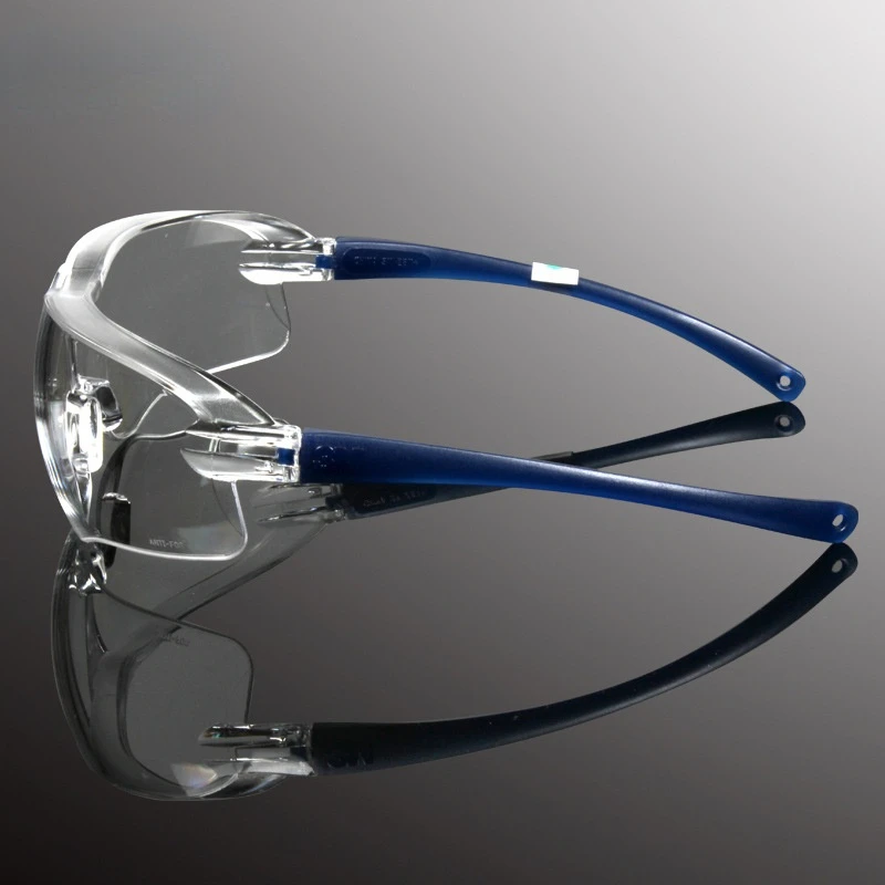 механическое повреждение очков