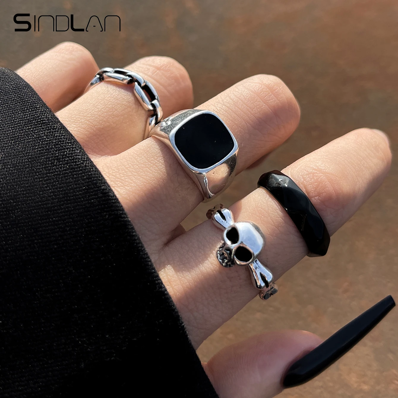 

Sindlan 4Pcs Goth Skeleton Silver Color Rings for Women Punk Black Geometric Set Couple Emo Fashion Jewelry Anillos Mujer Bague