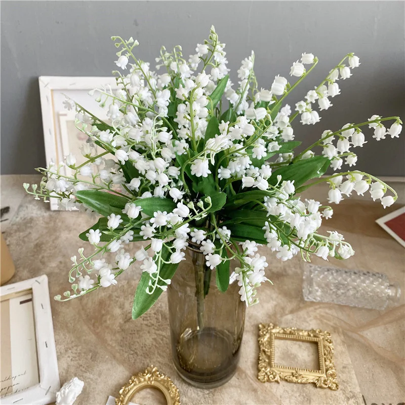 

White Artificial Flower Lily of The Valley Flower Gift Silk Fake Flower Lily Bouquet for Home Office Wedding Party Decor Flore
