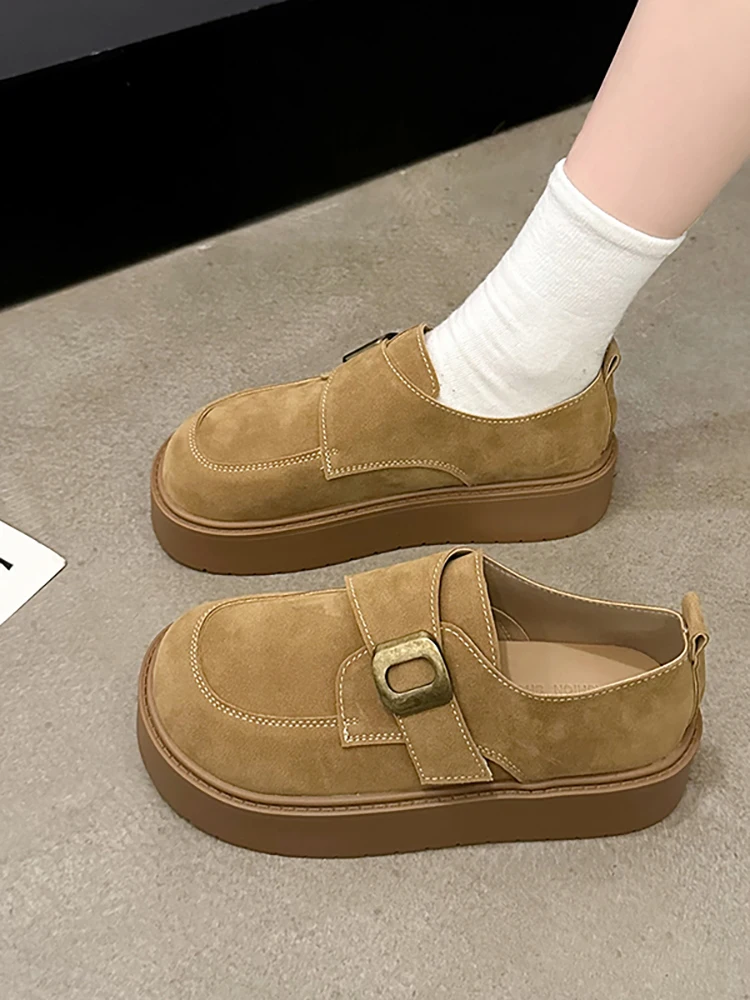 Женские универсальные туфли в стиле ретро Осенние слипоны на платформе женская
