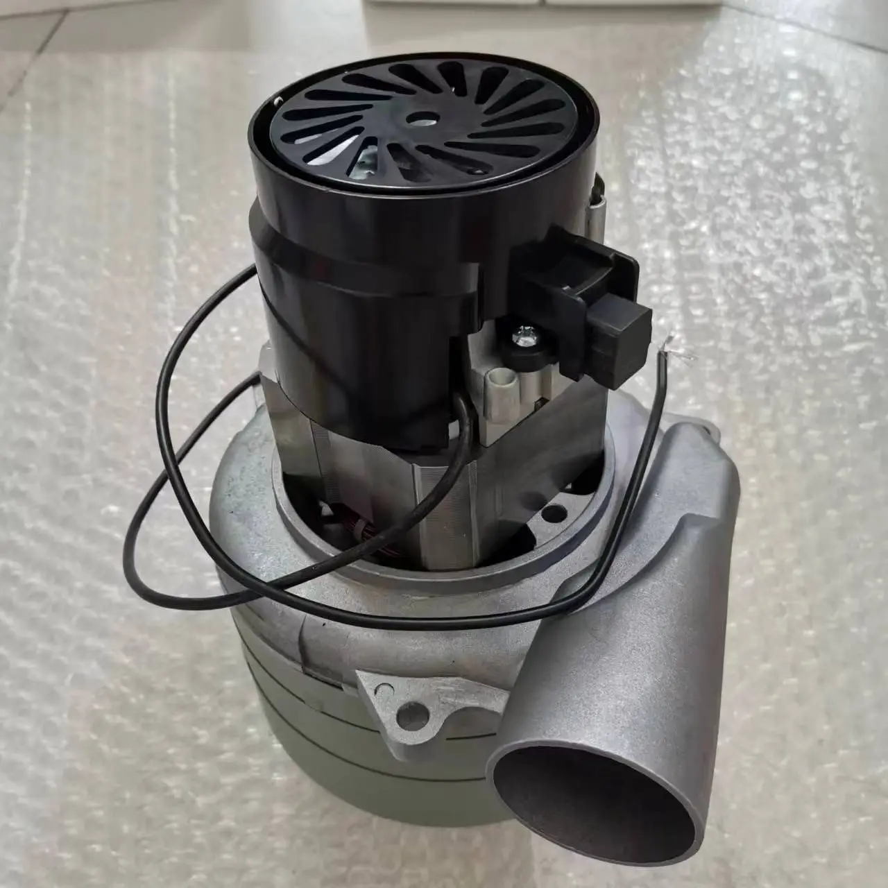 Мотор-скруббер для пола 220 В 1800 Вт