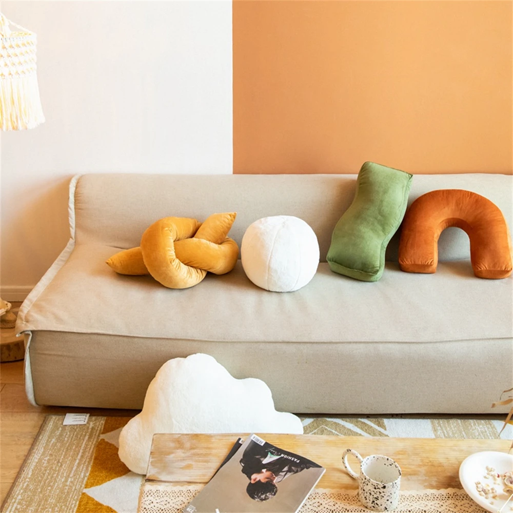 

Solid Color Velvet Throw Pillow Home Deco Sofa Cushion Splice Shaped Plush Pillows for Couch Office Chair Waist Rest Pillow Gift