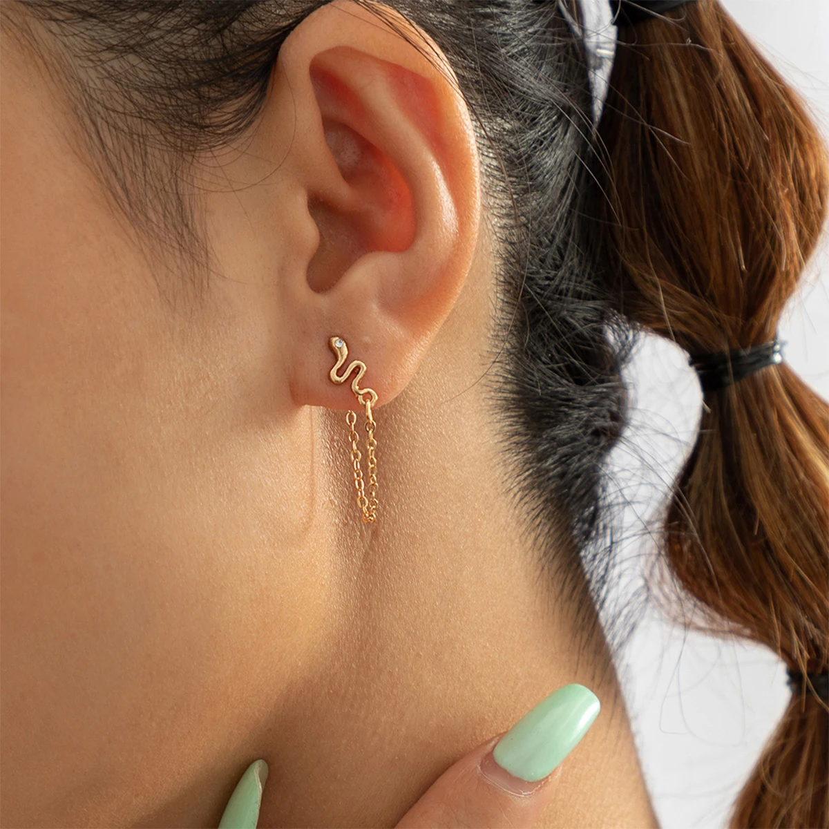 

Stainless Steel Cute Small Snake Earrings For Women Gold Color Retro Animal Snake Ear Bone Stud Earring Piercing Jewelry Gift