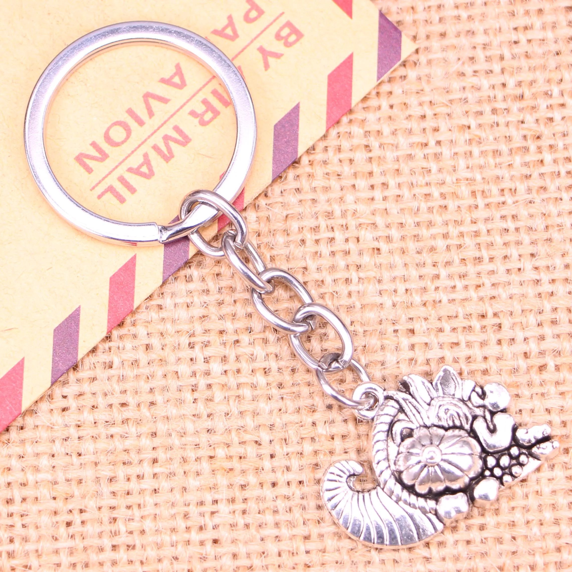 

20pcs New Fashion Keychain 28x20mm cornucopia thanksgiving Pendants DIY Men Jewelry Car Key Chain Ring Holder Souvenir For Gift