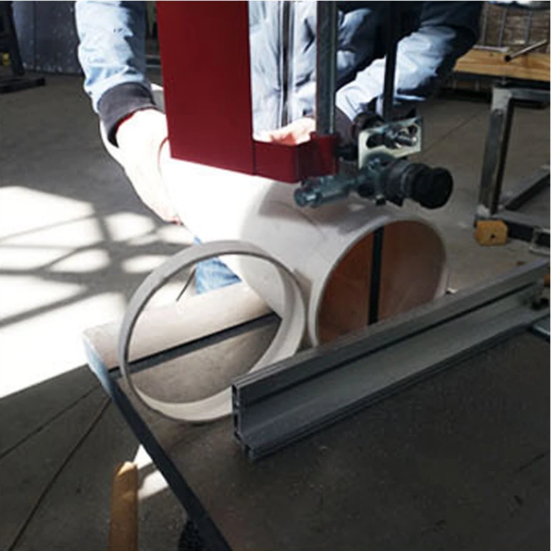 Вертикальная ленточная пила для деревообработки