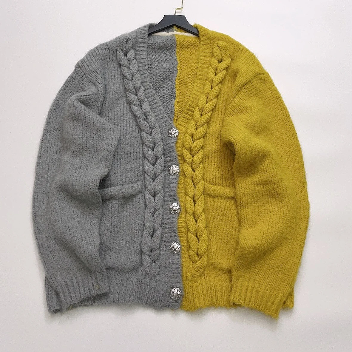 

Women Vintage cardigan Sweater Hit the Color Patchwork lady Casual knit Coat