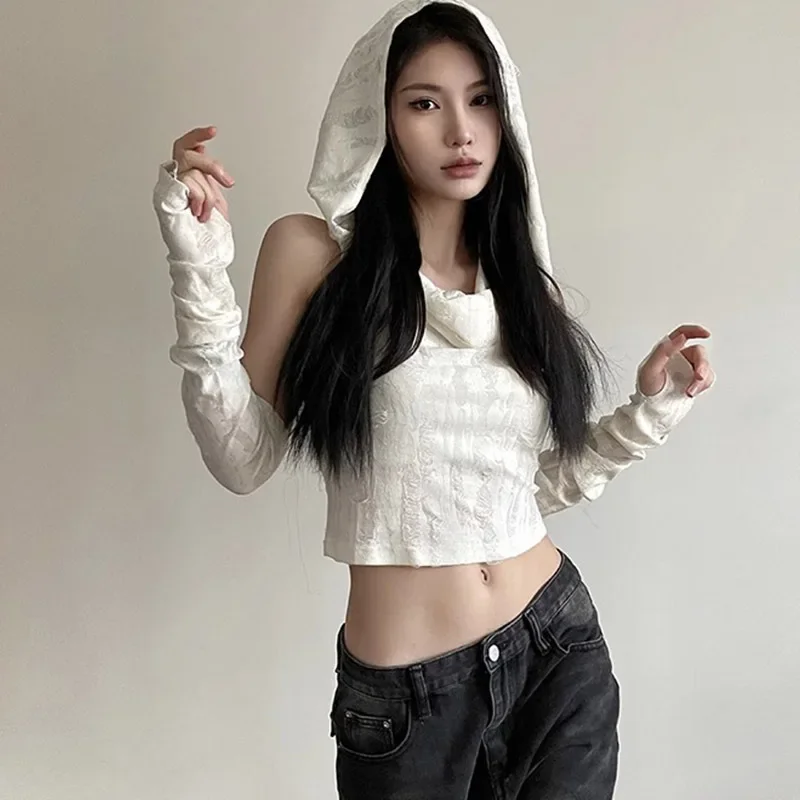 Укороченный топ с короткими рукавами