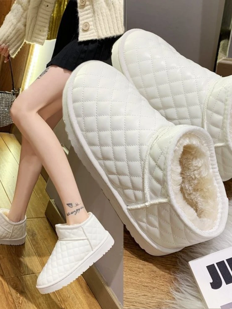 

New shoes in autumn and winter, flat shoes, warm cotton shoes, women's shoes, short boots