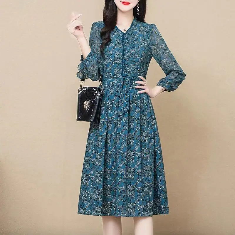 Женское офисное платье миди с винтажным принтом элегантное V-образным вырезом и