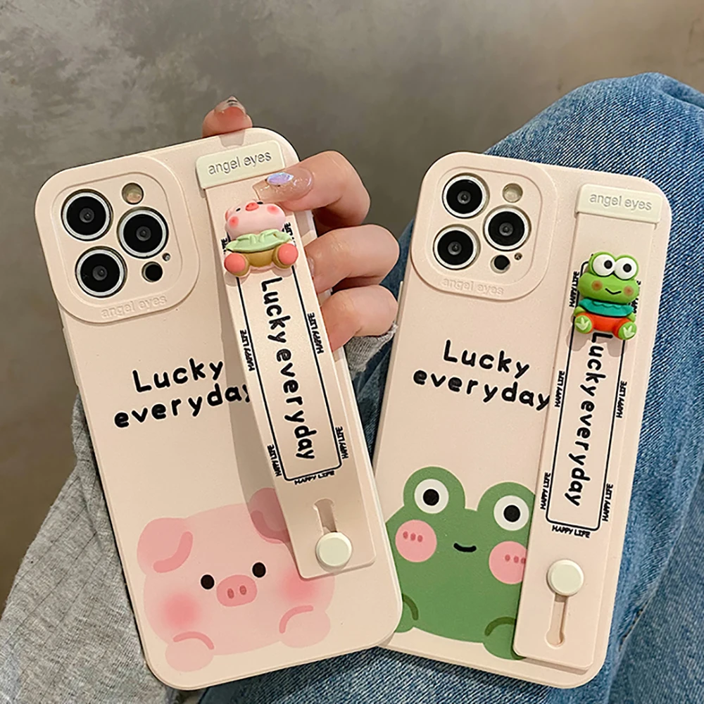 

Wrist Strap Cute Pig Cartoon Frog Phone Case For iPhone 14 13 11 Pro Max Stand Holder Shokcproof Soft Cover For iphone 14 Case