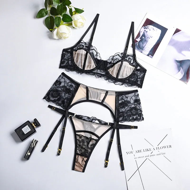 

Summer 2022 New Women's Lace Mesh Black Embroidery With Steel Ring Gathered Body Sexy Underwear Set Of Three