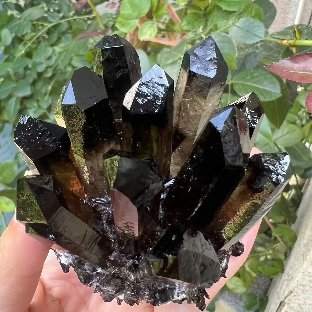 

Черный кристалл кварц 200-300г для дома и офиса