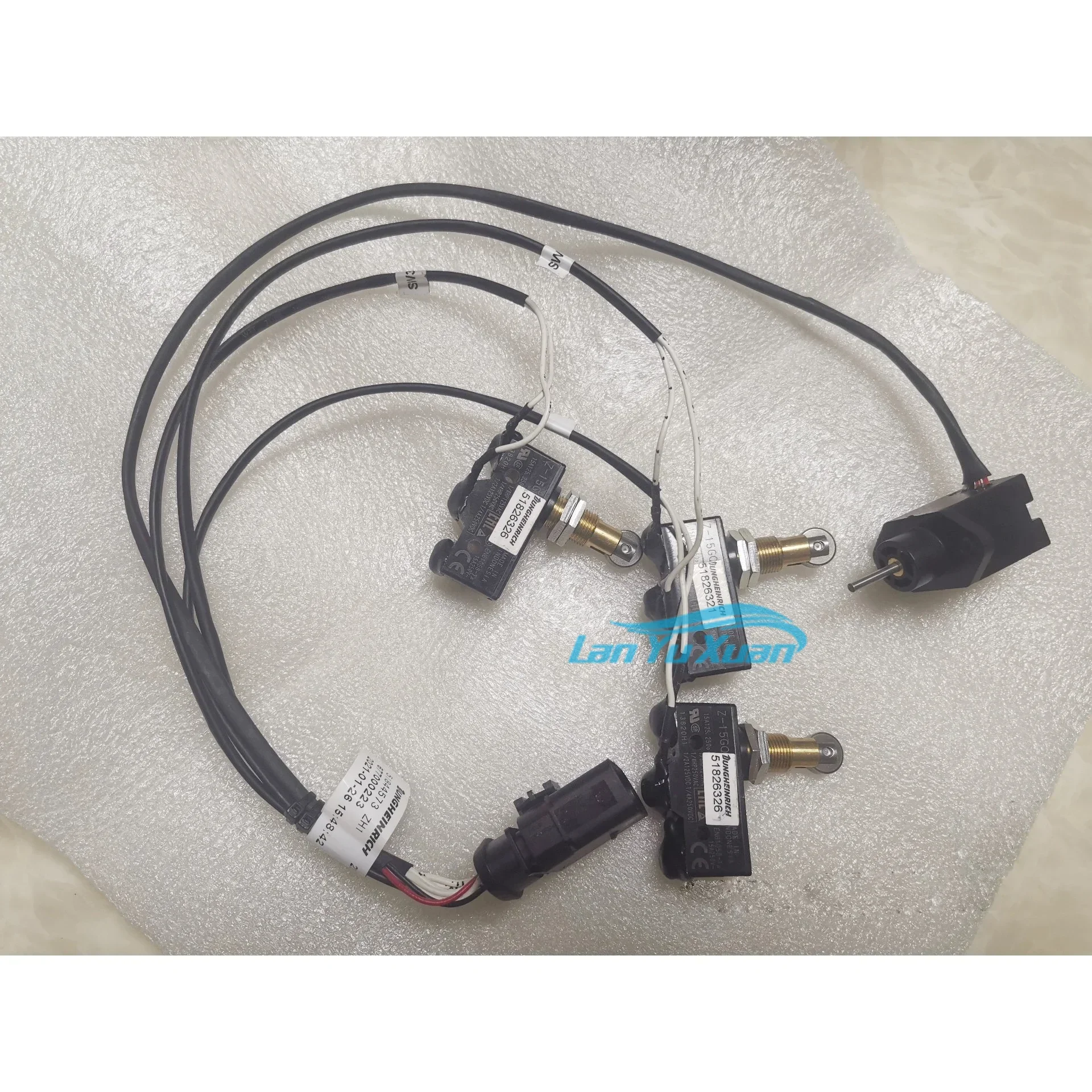 Оригинальные запасные части для промышленного вилочного погрузчика Jungheinrich 51844573