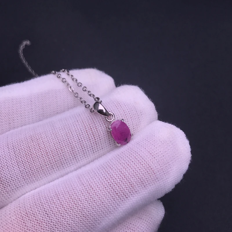 Женский кулон с рубином серебро 100% пробы 5 х7 мм
