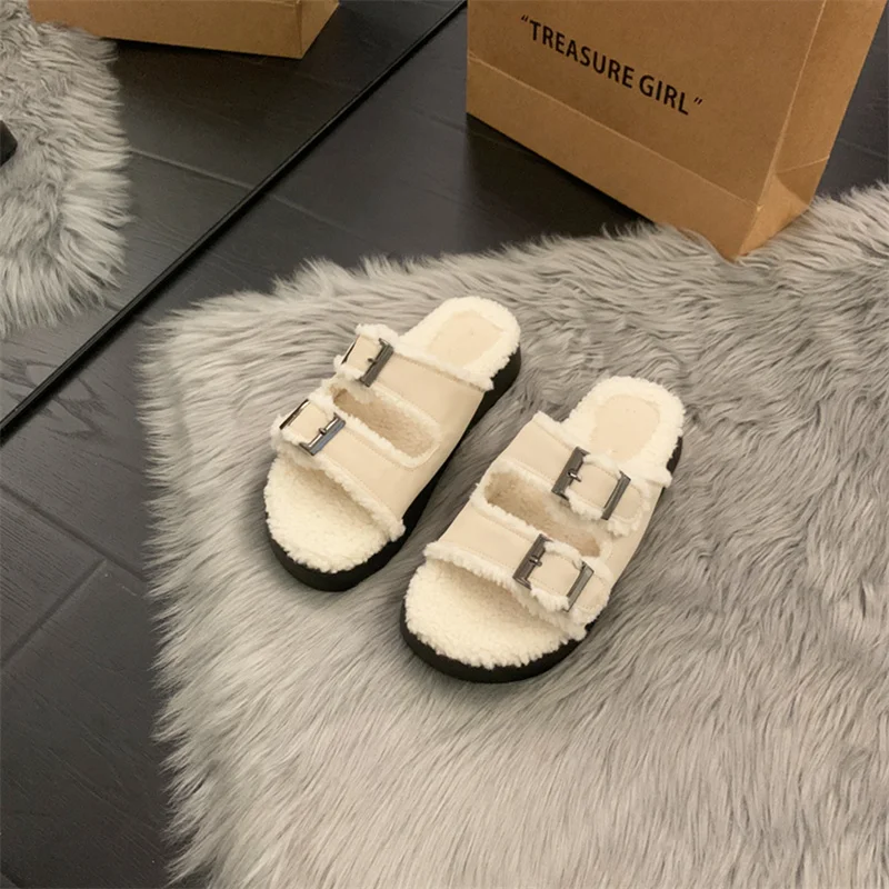 2023 New Women's Plush Slippers Winter Fashion Lamb Wool Comfortable Flat Fur Slippers Designer Women's Luxury Plush Slippers