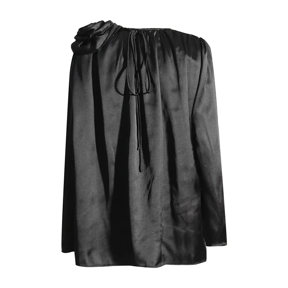 Женская блузка с аппликацией TWOTWINSTYLE белая однотонная составного кроя V-образным