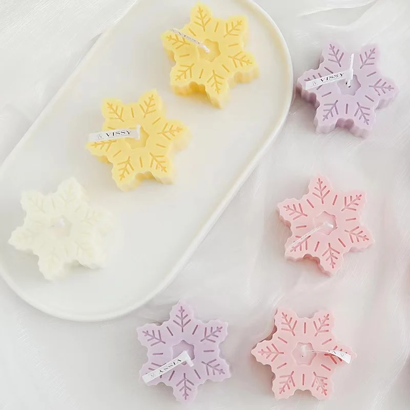 

Snowflake Scented Candles Christmas Decoration Gift Home Room Wedding Engagement Party Birthday Fragrance Present Prop