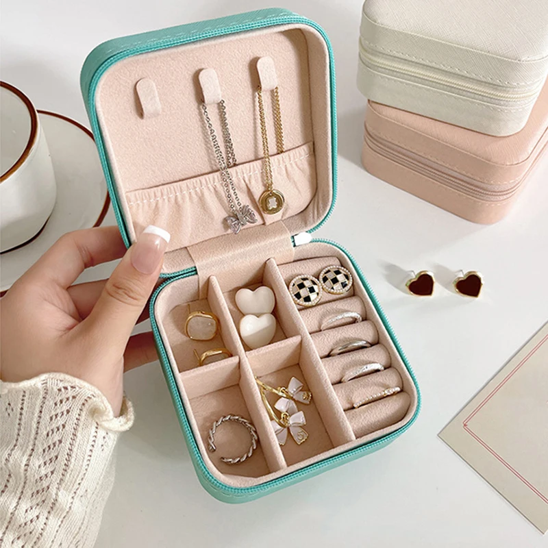 

1pc Portable Travel Earrings Storage Box,Mini Ring Storage Case,Necklace Storage Box