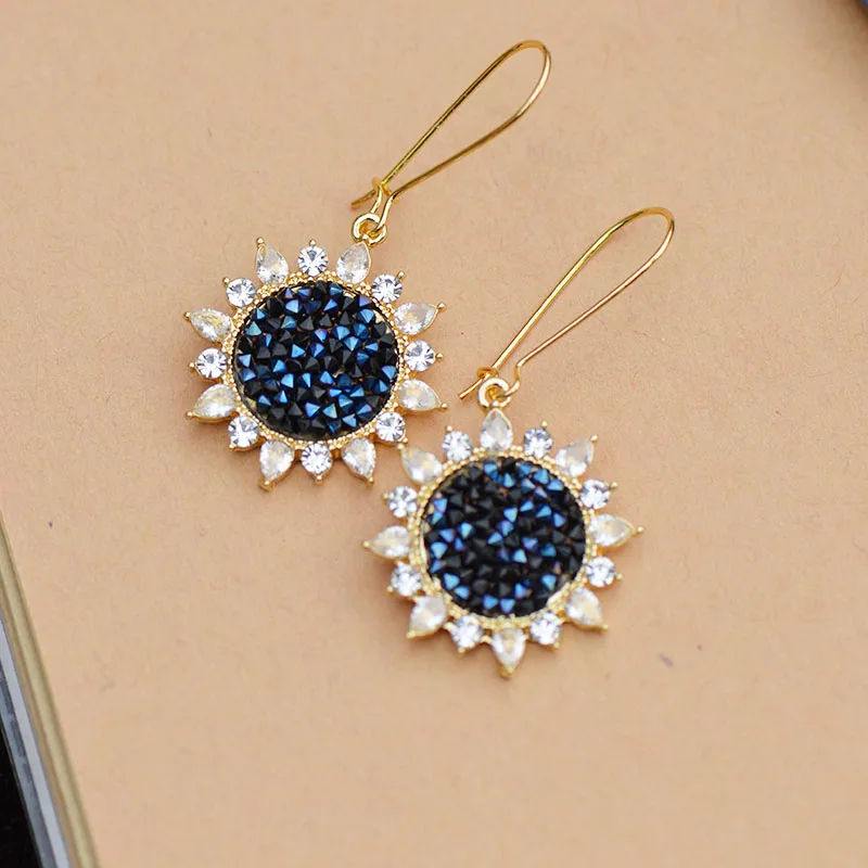 

Earhook Sunflower Black Rhinoceros Earrings Thin Senior Sense Niche Net Red Sunflower Exaggerated Earrings For Women
