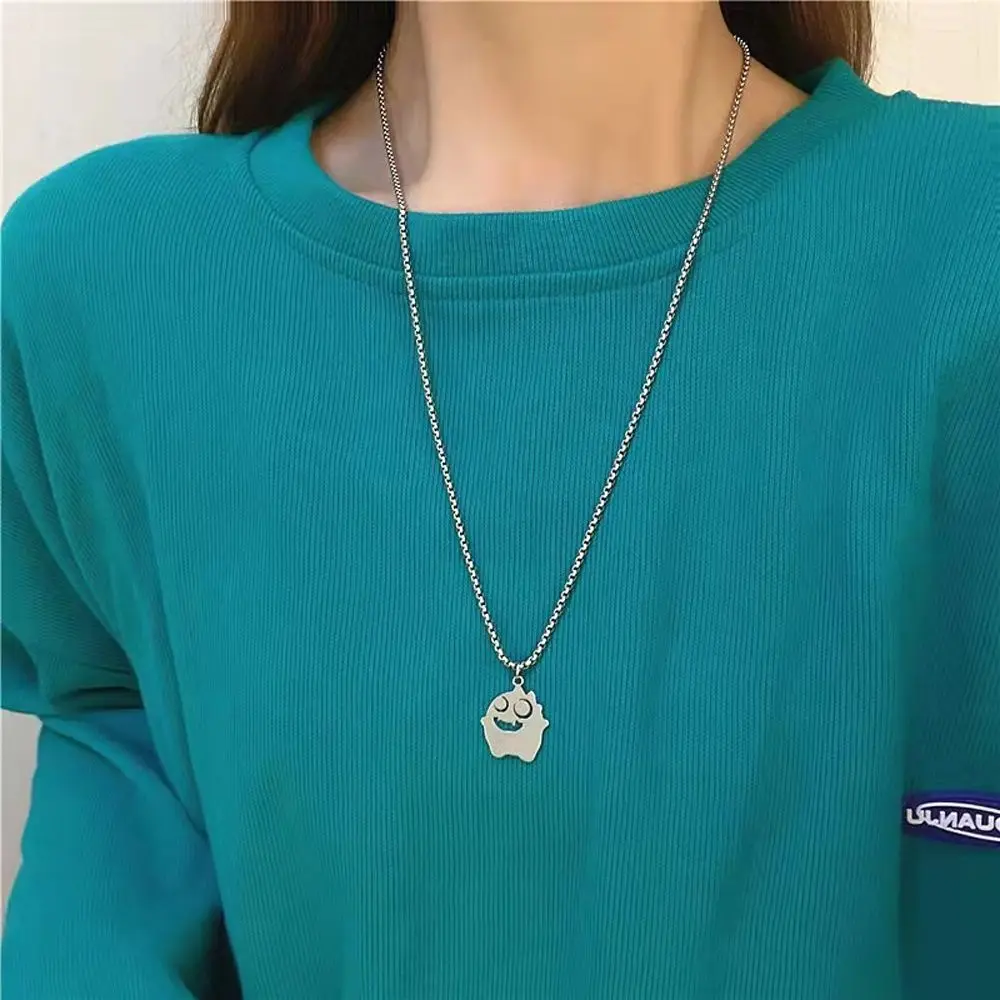 

Korean Vintage Ghost Pendant Couple Necklace Geometric Hollow Clavicle Chain Personality Cold Wind Sweater Chain Jewelry