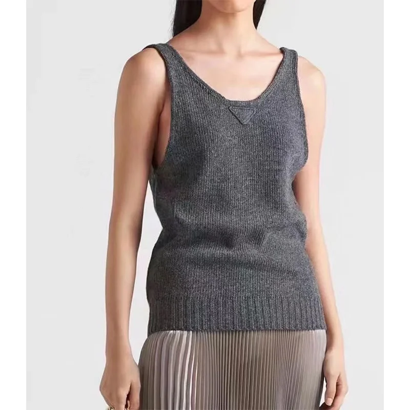 

Autumn New Women Cotton Dark Grey Tank Top Fashion Triangle Sleeveless Round Neck Knitted Tops Simple Stylish Solid Color Vest