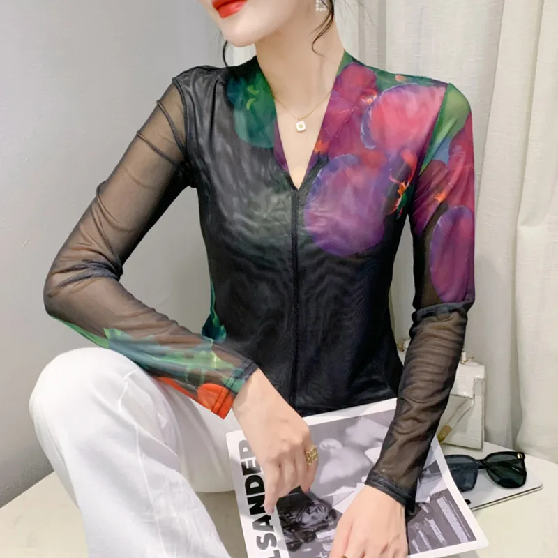 # 8772 Женская футболка с длинным рукавом и v-образным вырезом винтажная сетчатая