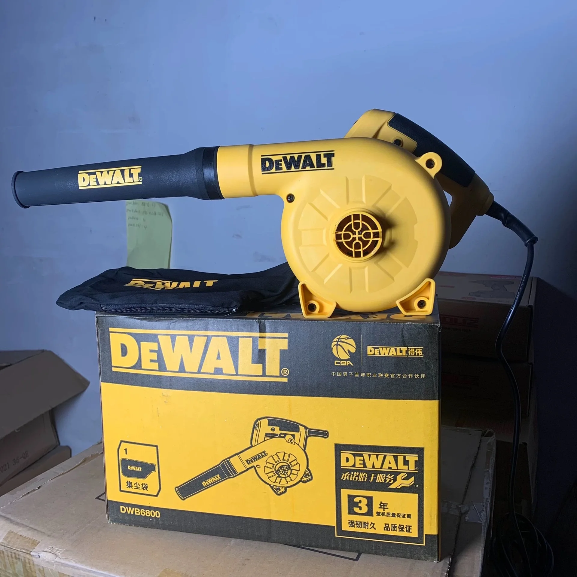 DEWALT DWB6800-B1 Blower 800 Вт