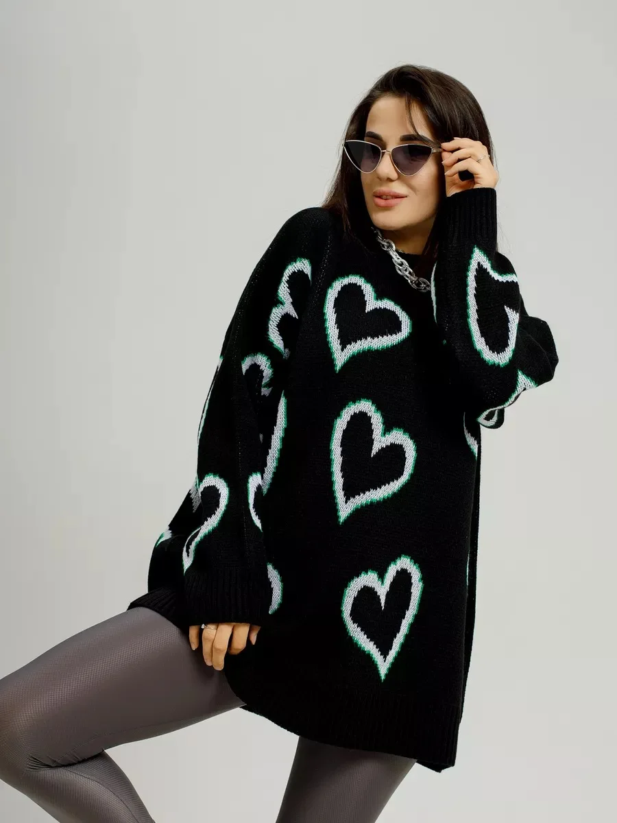 Женский вязаный свитер с принтом сердечек Свободный пуловер круглым вырезом и