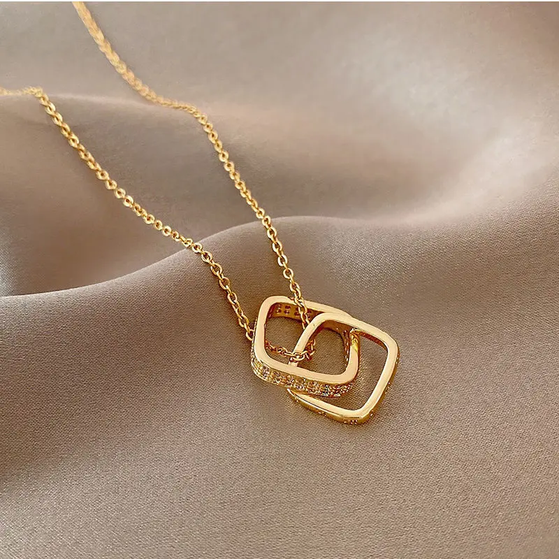 

Cute Gold Square Necklaces for Women Romantic Cubic Zirconia Aesthetic Statement Necklace