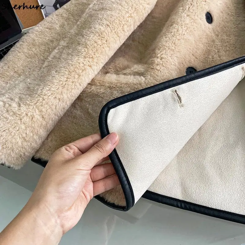 Женская меховая куртка цвета хаки винтажная Меховая с круглым вырезом весна 2022 |